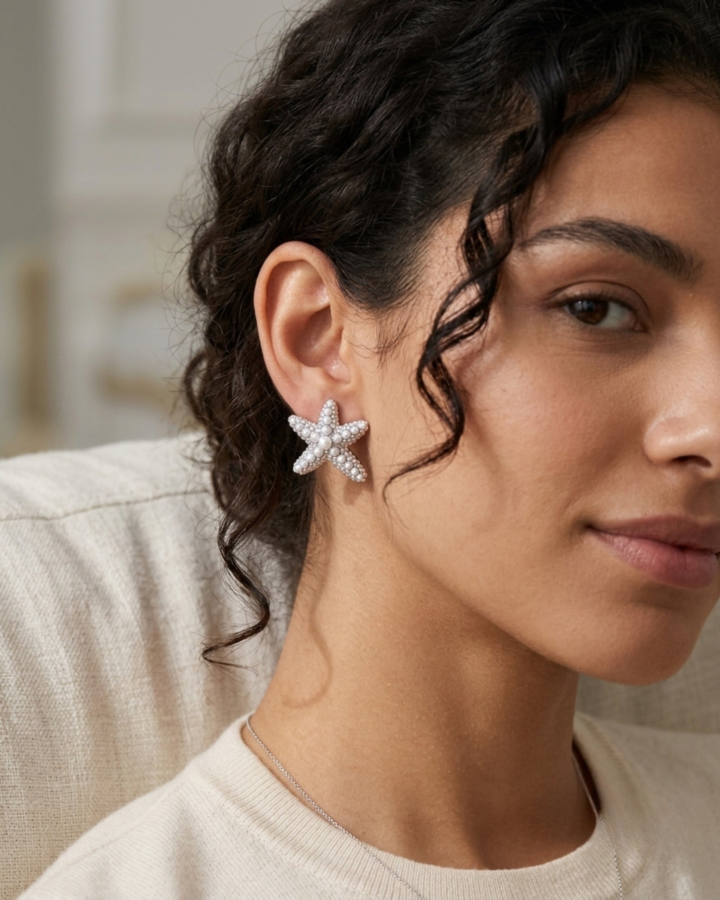 Aretes Plateados de Estrella de Mar con Perlas