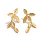 Aretes de Rama de Hojas Esculpidas