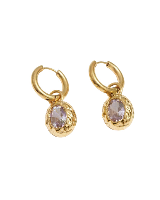 Aretes Huggie con Colgante Ovalado