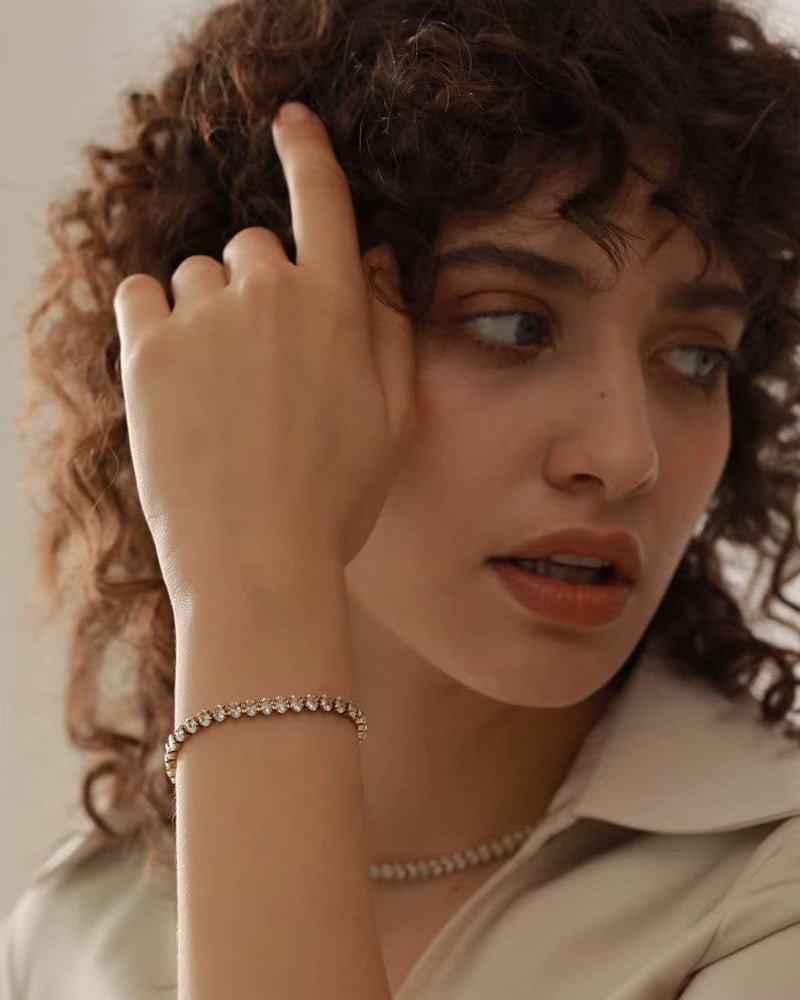 Pulsera Línea Dorada
