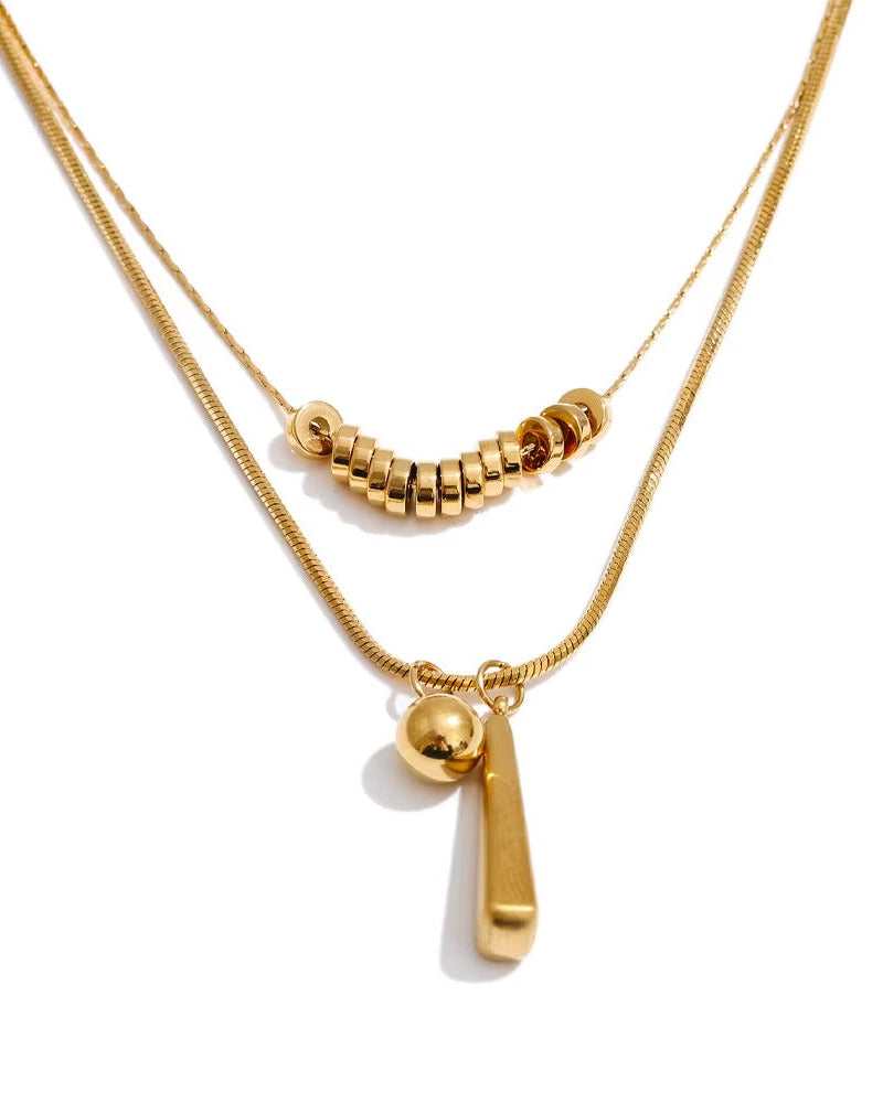 Collar doble minimalista en color dorado