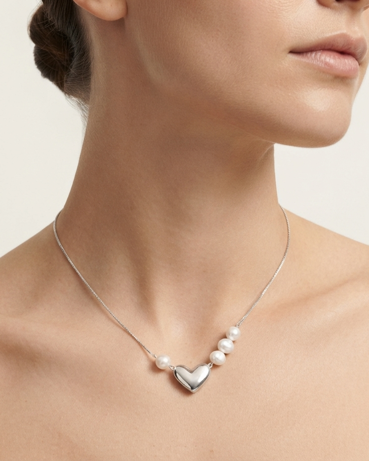 Collar Corazón con Perlas