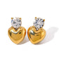 Aretes dorados de corazon con piedra brillante