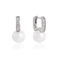 Aretes Huggies Rectangulares con Circonias y Perla Colgante