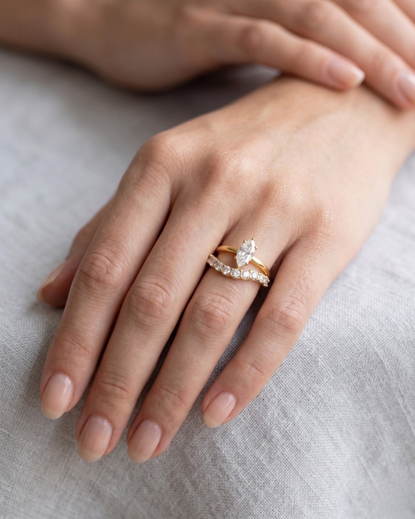 Anillo de Doble Banda Asimétrica