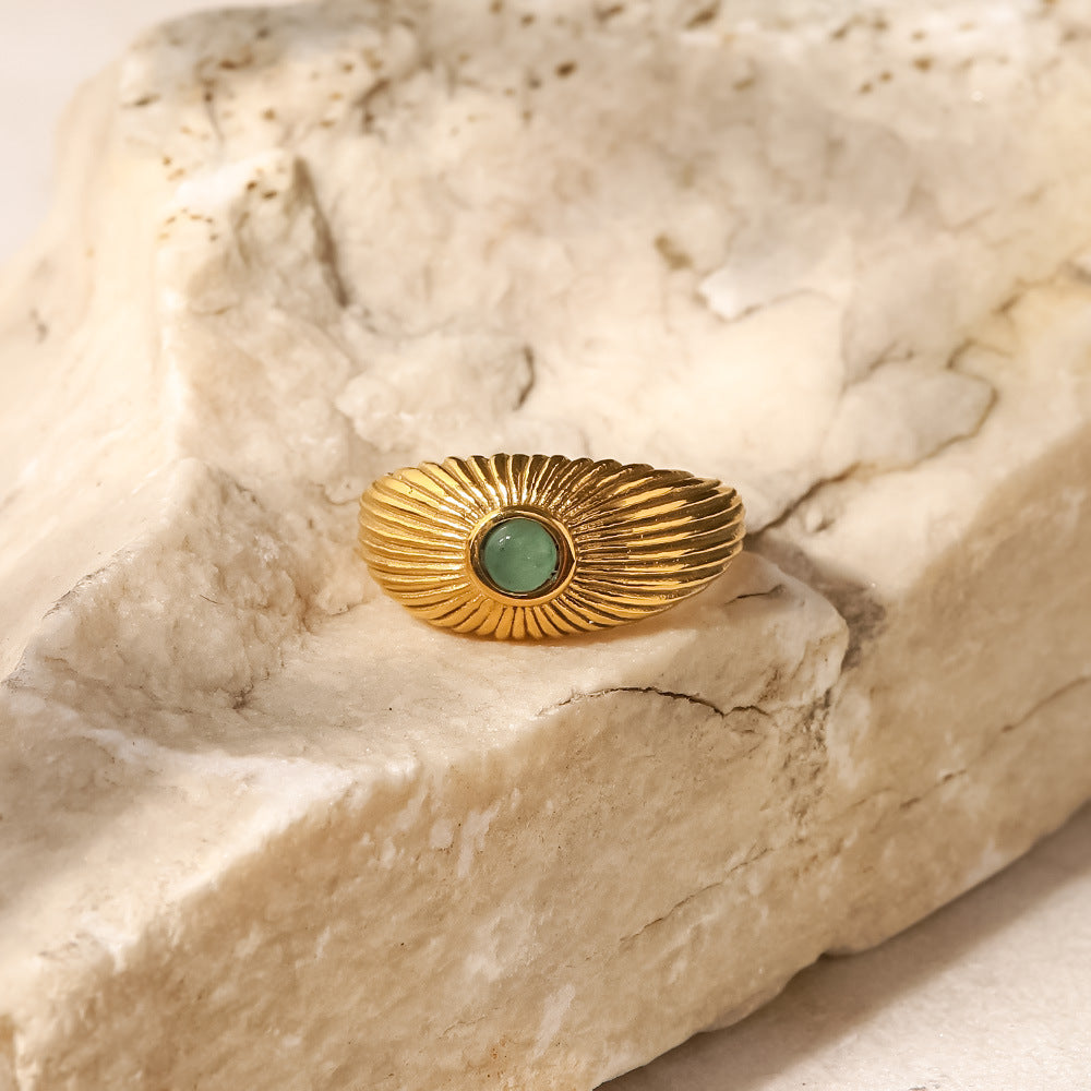 Esmeria Ring