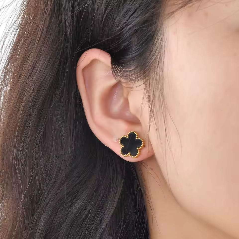 Noir Bloom Earrings