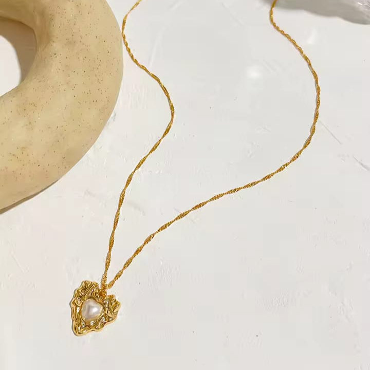 Antonia Pearl Gift Set